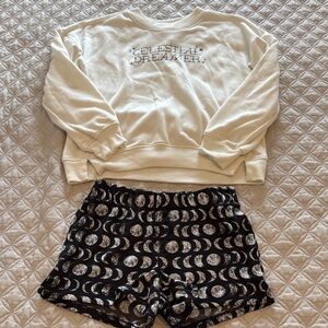 art class Cream 'Celestial Dreamer' Sweatshirt with Black Moon-Print Shorts